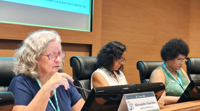 Mesa "Desigualdades socioambientais e vulnerabilidades em saúde" na JAD2026