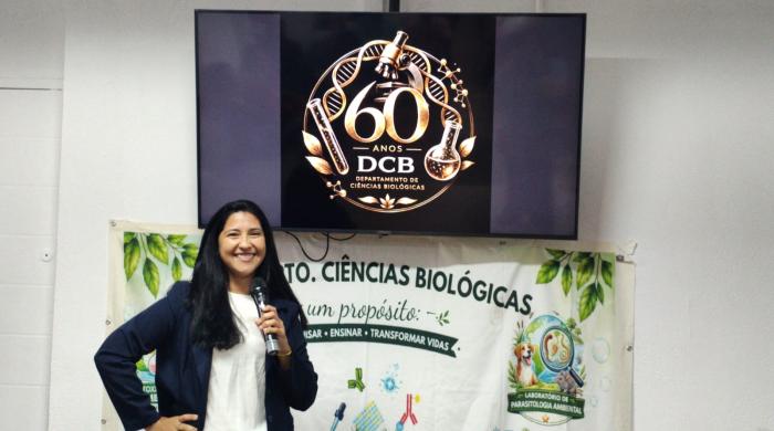 Em entrevista ao Informe ENSP, a chefe do DCB, Raquel Sales, destaca a trajetória do Departamento e aborda os desafios para a ciência, a saúde pública e a abordagem Uma Só Saúde nos próximos anos.